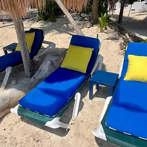 Beachfront Hammock Heaven Apartament Akumal