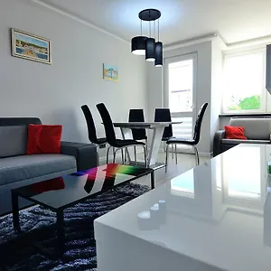Victus Apartamenty, Tesla Apartament Sopot